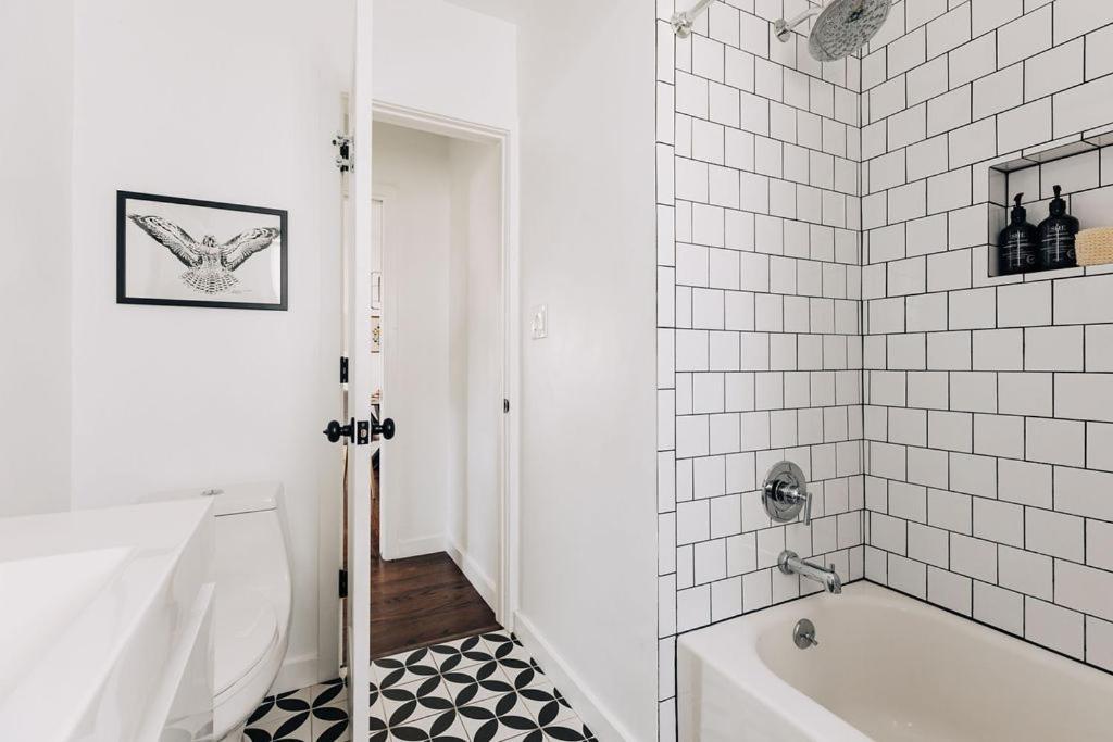 Spotless Modern Home Close To Lax & Sofi Stadium 잉글우드 외부 사진