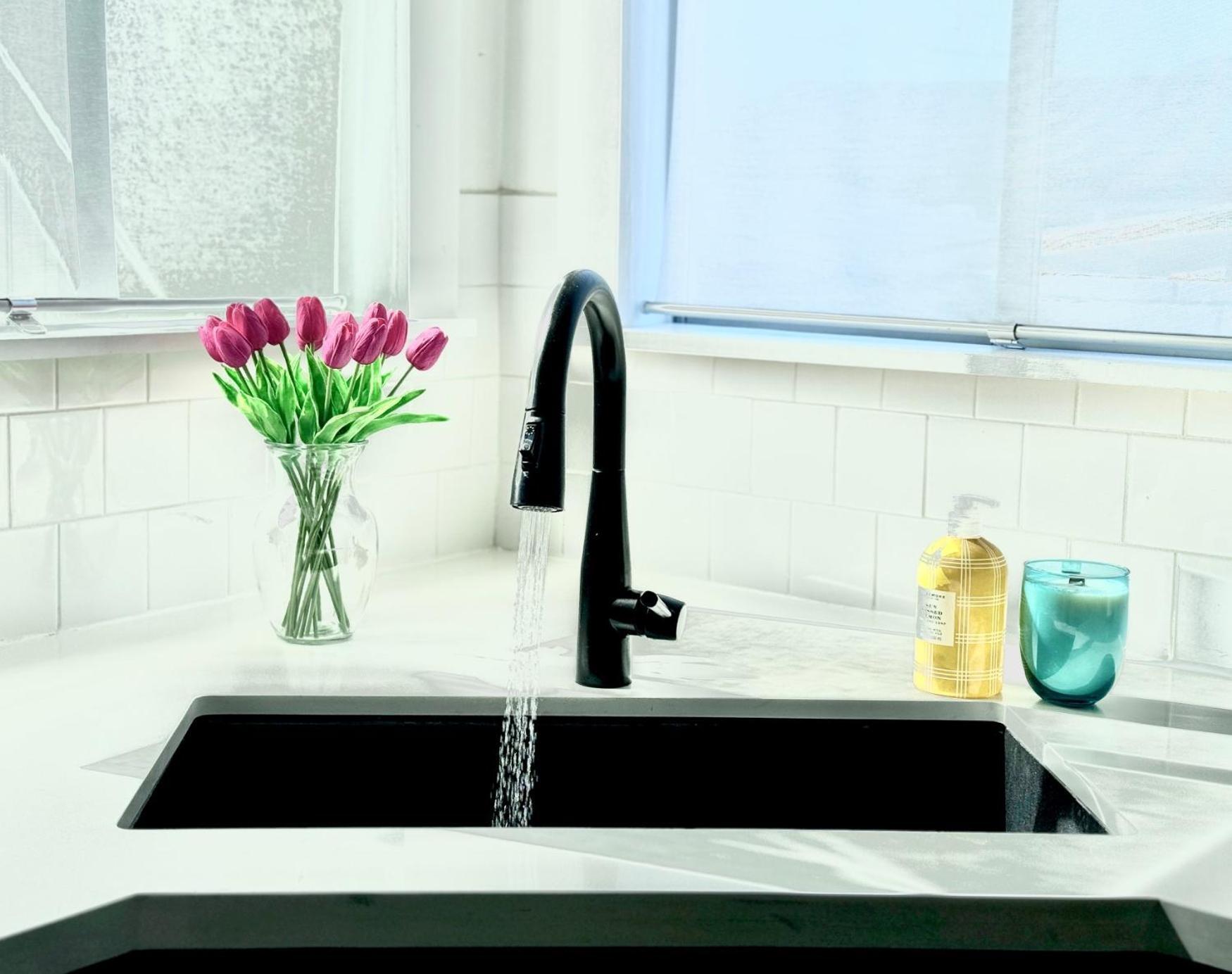 Spotless Modern Home Close To Lax & Sofi Stadium 잉글우드 외부 사진
